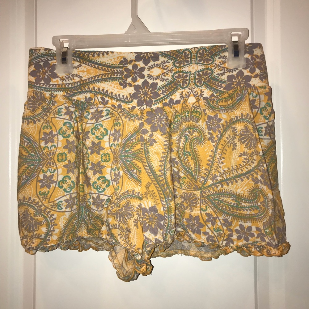 Flower shorts